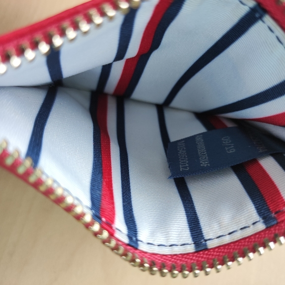 Tommy Hilfiger croco leather zip card case - Picture 4 of 7